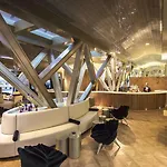 Monument Hotel