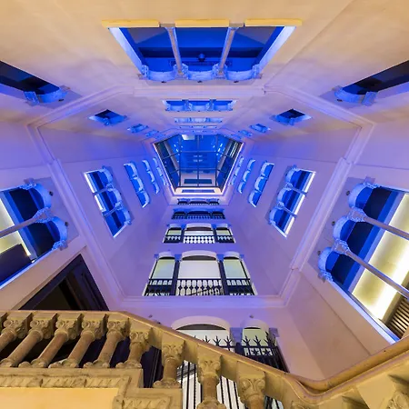Monument Hotell