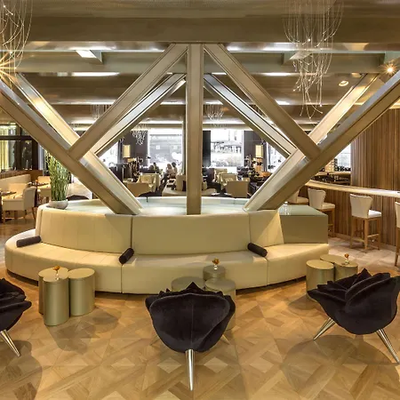 Monument Hotel 5*