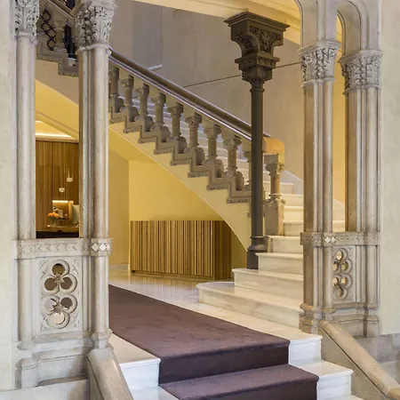 Szálloda Monument 5*