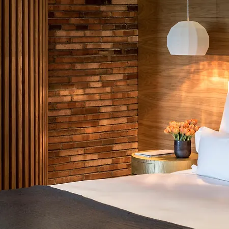 Monument 5* Barcelona