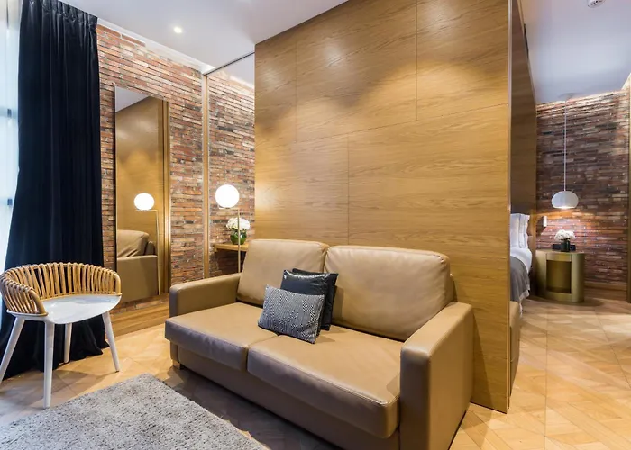 Monument 5* Barcelona